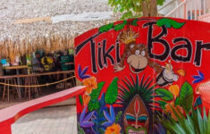 Tiki Bar On Fort Myers Beach View Our New Menu Lighthouse Island